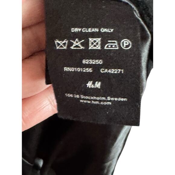 H&M Women’s Wool Blend Double Breasted Peacoat Jacket Black – Size 8 (EUR 38) - Picture 5 of 7